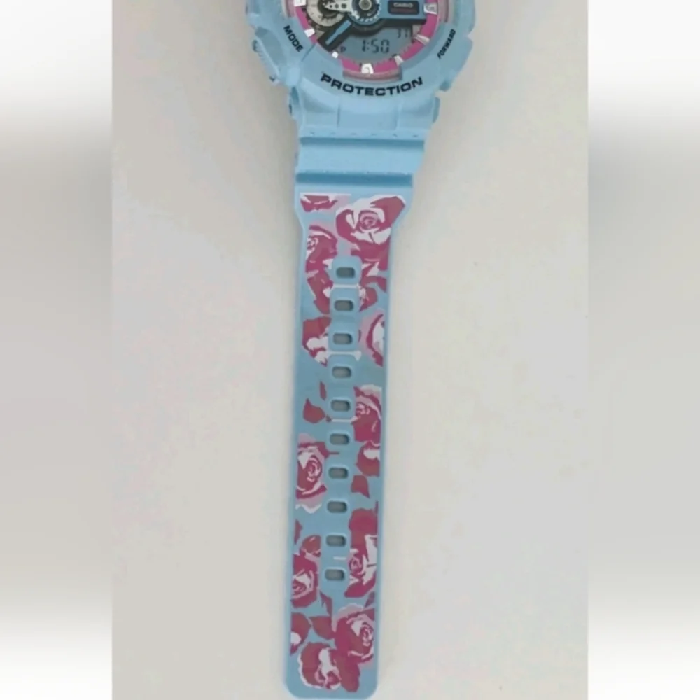 Casio G-Shock GMA-S110F